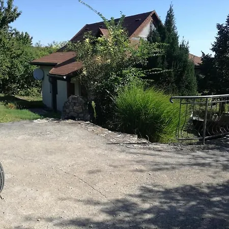 Felsooersi Nyugalom Tatil Evi